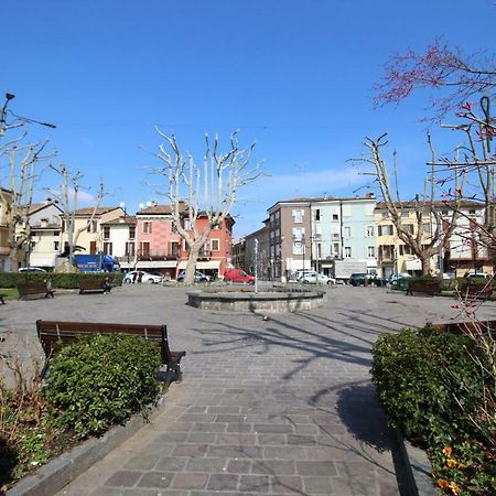 La Mansarda Di Juliette Desenzano del Garda Exterior foto
